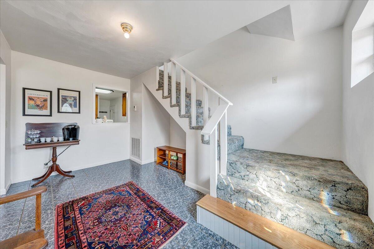 2555 Morgans Mill Road Goodview, VA 24095 - Photo 5 of 114 Foyer