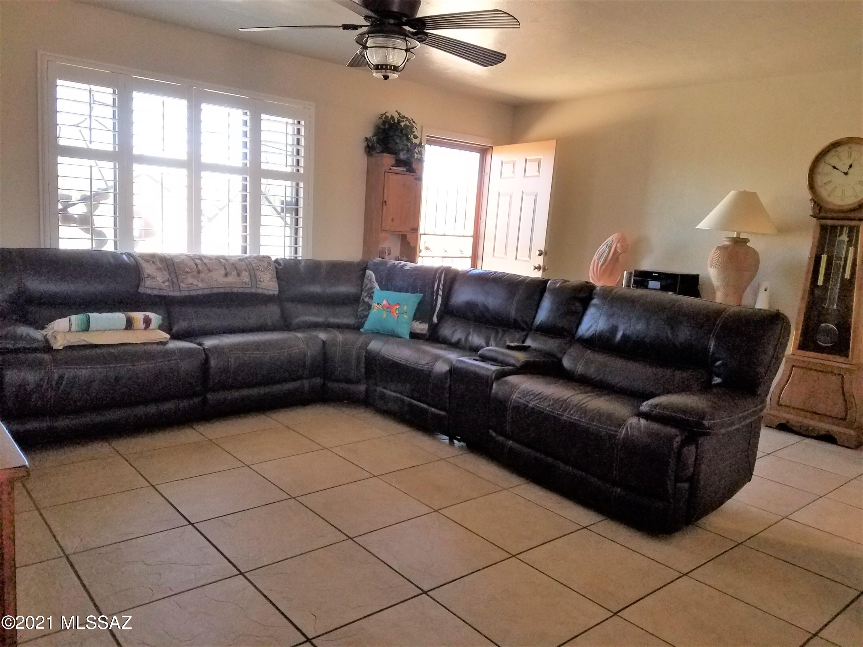 14140 South Stagecoach Road Tucson, AZ 85736 - Photo 6 of 19 Gallery Image 6