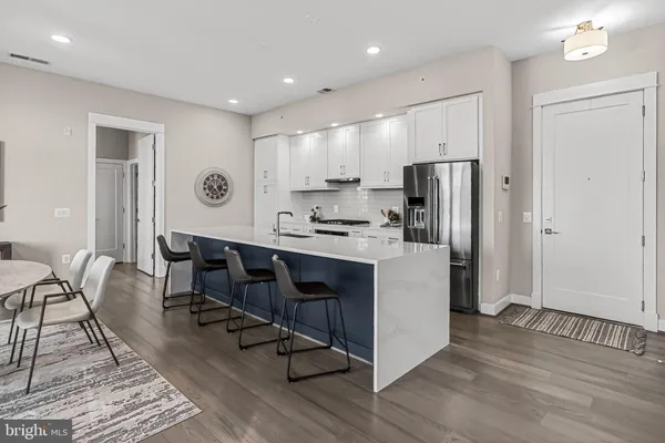 $932,900 | 2 Stationmaster Street Southeast, Unit 404, Leesburg, VA 20175
