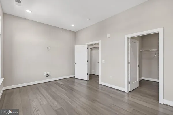 $932,900 | 2 Stationmaster Street Southeast, Unit 404, Leesburg, VA 20175