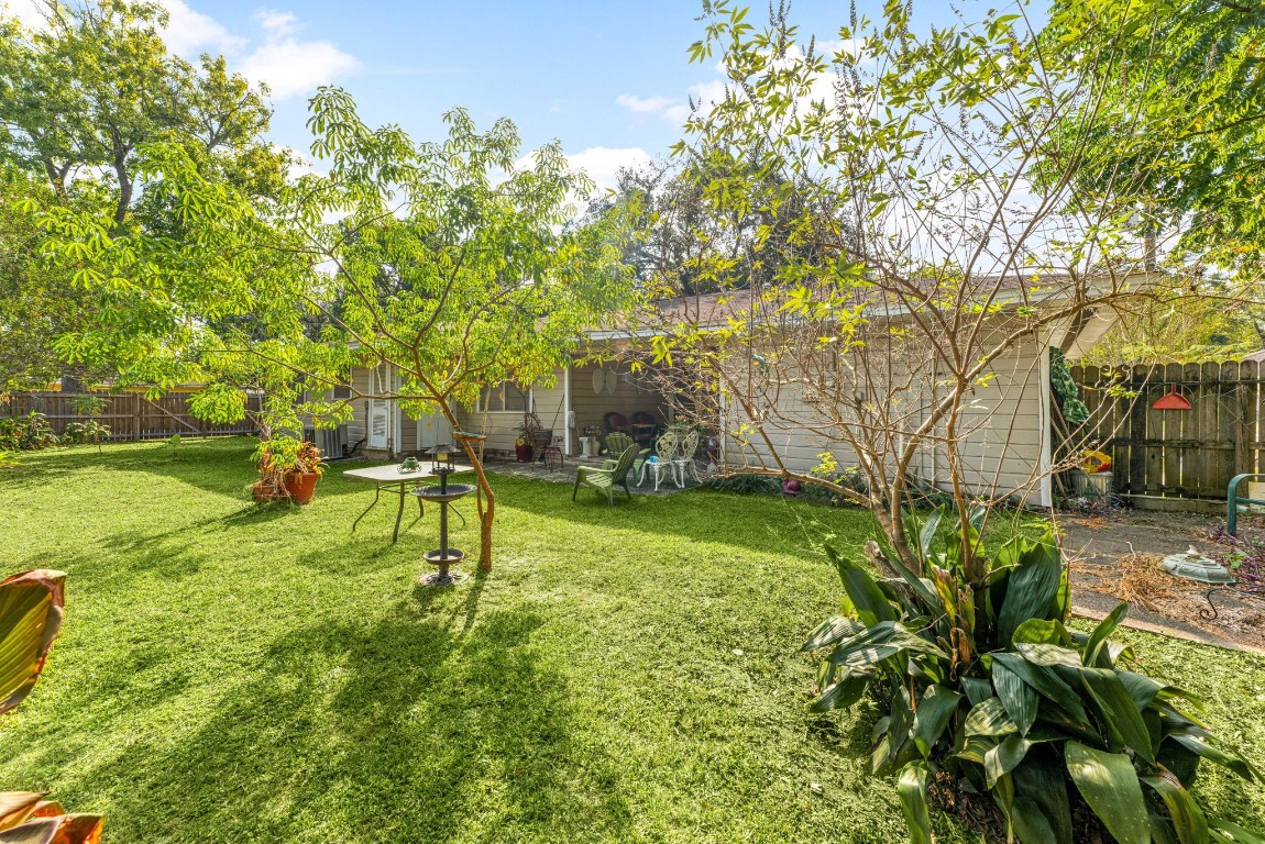 1811 Myrtle Street Liberty, TX 77575 - Photo 15 of 18 a view of a park with large trees