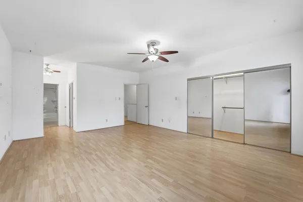 $115,000 | 17597 Red Oak Drive, Unit 7597, Houston, TX 77090