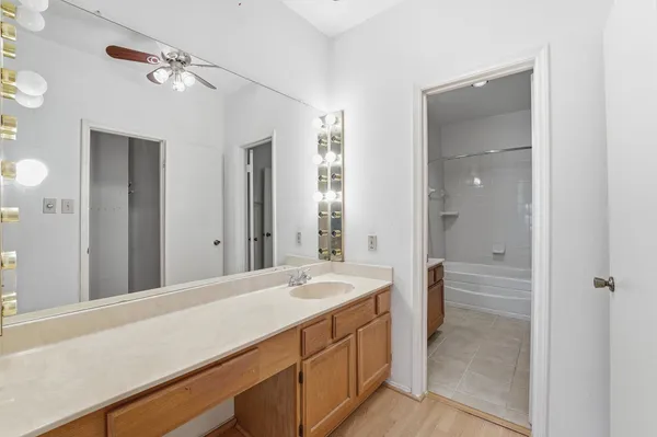 $115,000 | 17597 Red Oak Drive, Unit 7597, Houston, TX 77090