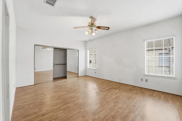 $115,000 | 17597 Red Oak Drive, Unit 7597, Houston, TX 77090