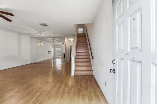 $115,000 | 17597 Red Oak Drive, Unit 7597, Houston, TX 77090