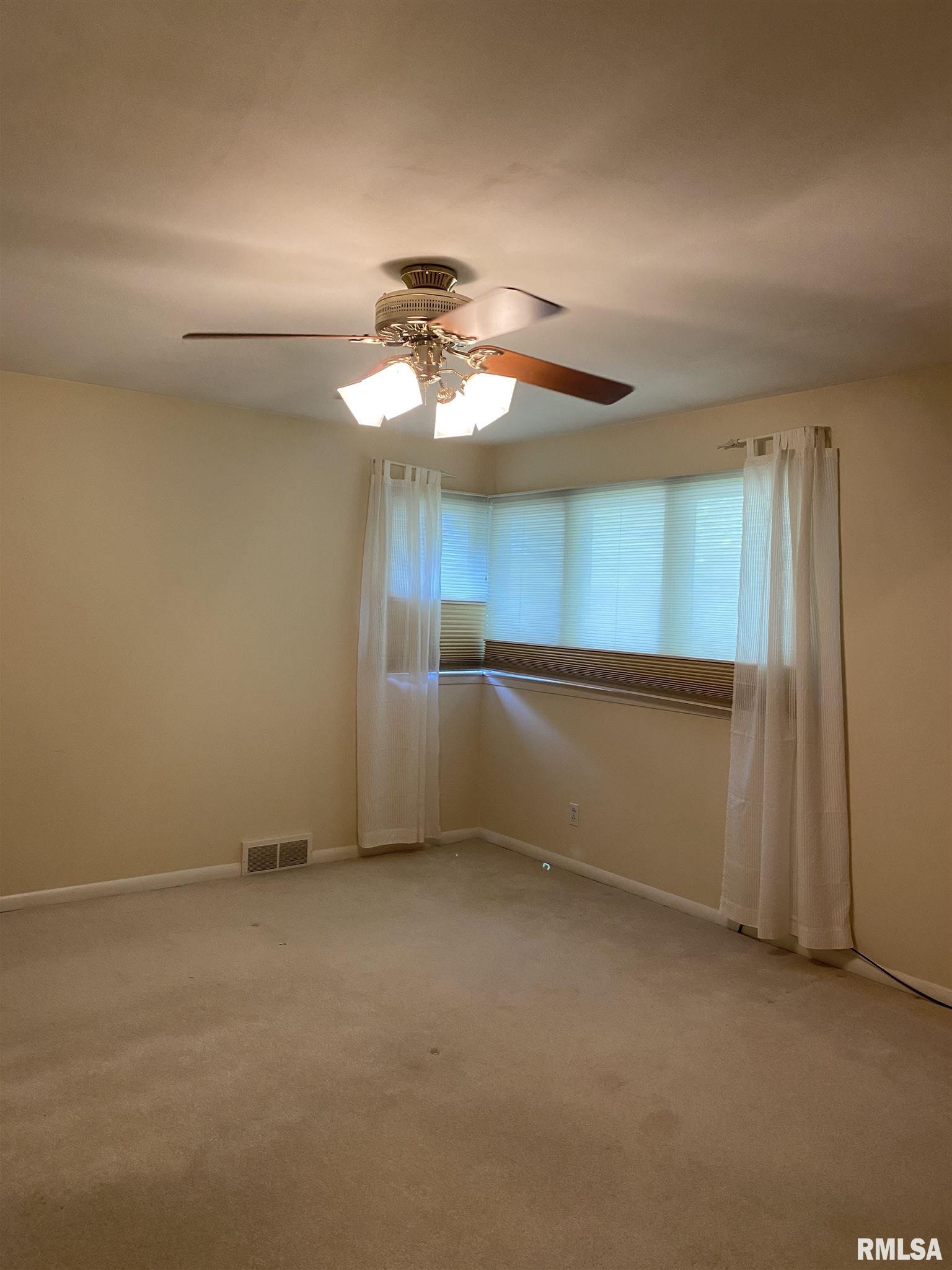 2000 Clubview Drive Springfield, IL 62704 - Photo 16 of 26