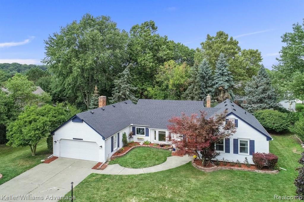 35984 Charter Crest Road Farmington Hills, MI 48335 - Photo 29 of 39