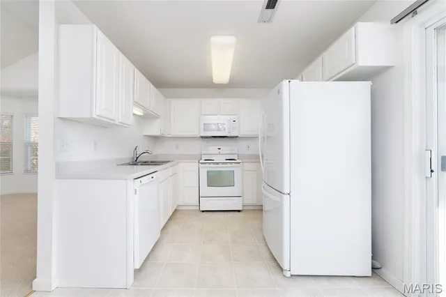 $150,000 | 410 Benton Drive, Unit L, St. Peters, MO 63376
