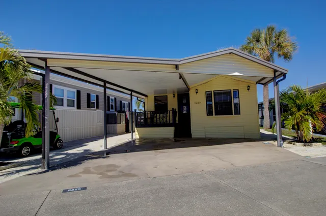 $163,000 | 5225 Southeast 67th Avenue, Okeechobee, FL 34974