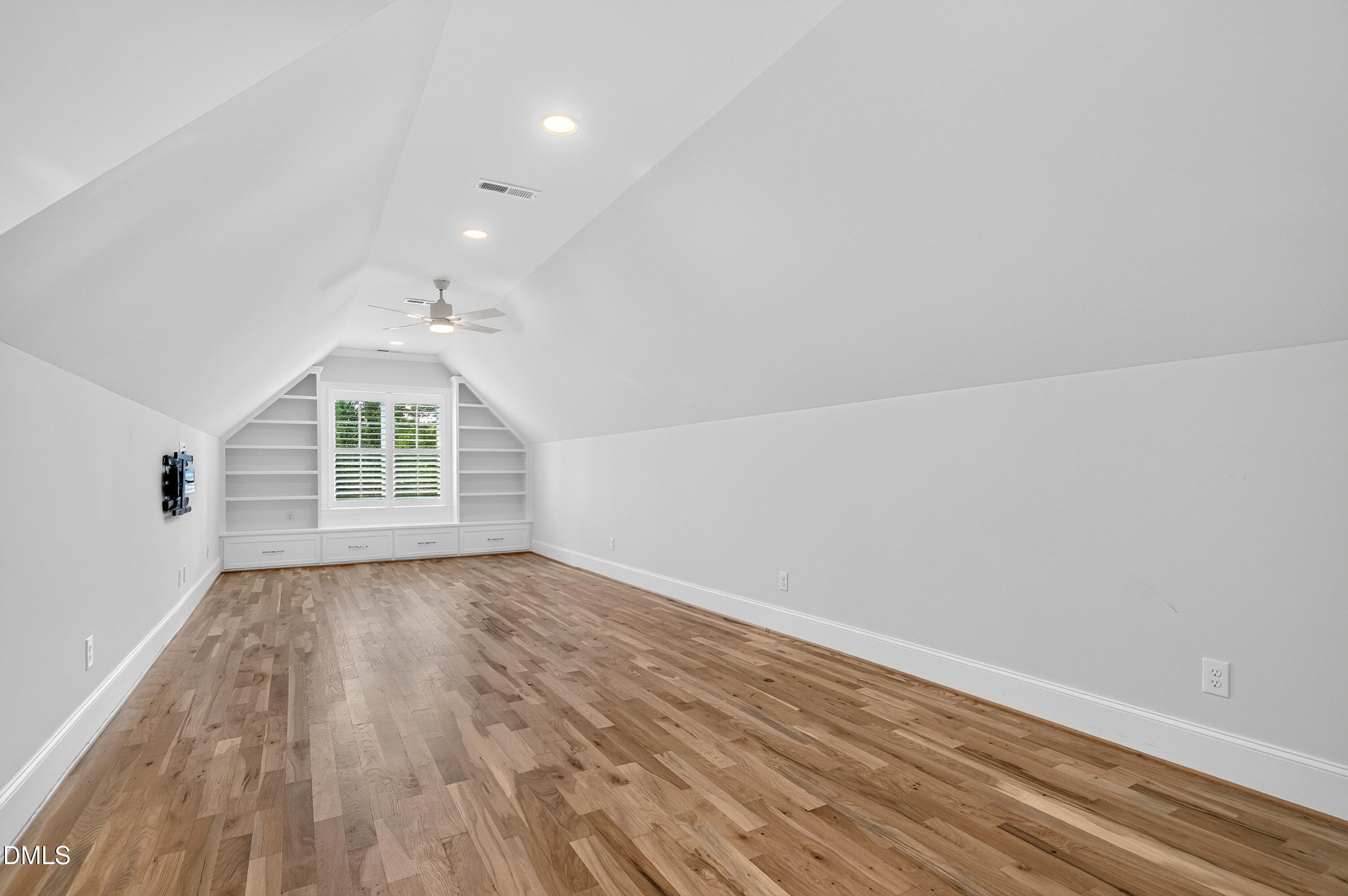 911 Canterbury Road Raleigh, NC 27607 - Photo 52 of 58