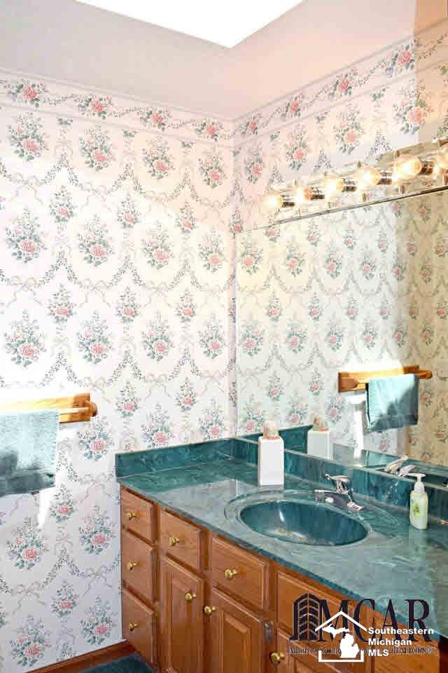 6780 Rutland Road Temperance, MI 48182 - Photo 13 of 29 Master Bathroom