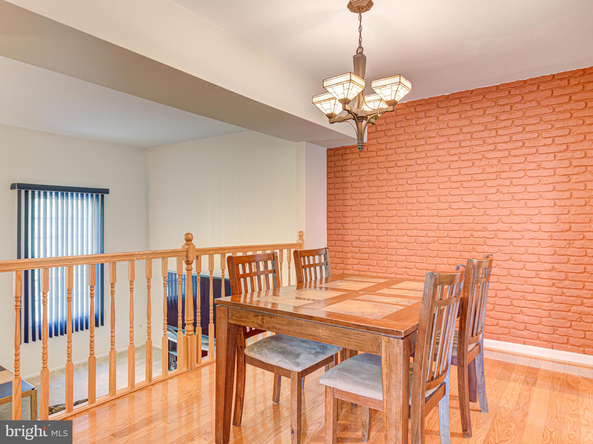 8370 Uxbridge Court Springfield, VA 22151 - Photo 11 of 53 Gallery Image 11
