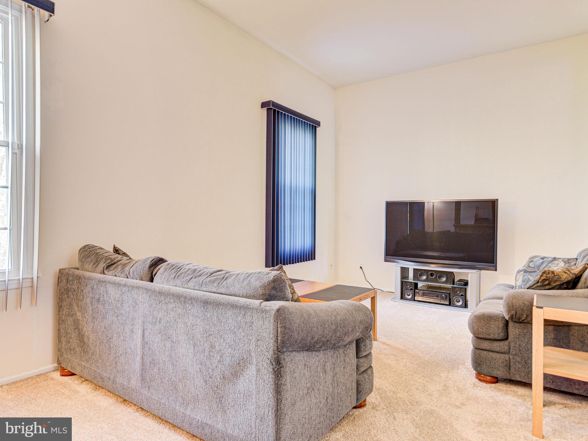 8370 Uxbridge Court Springfield, VA 22151 - Photo 14 of 53 Gallery Image 14