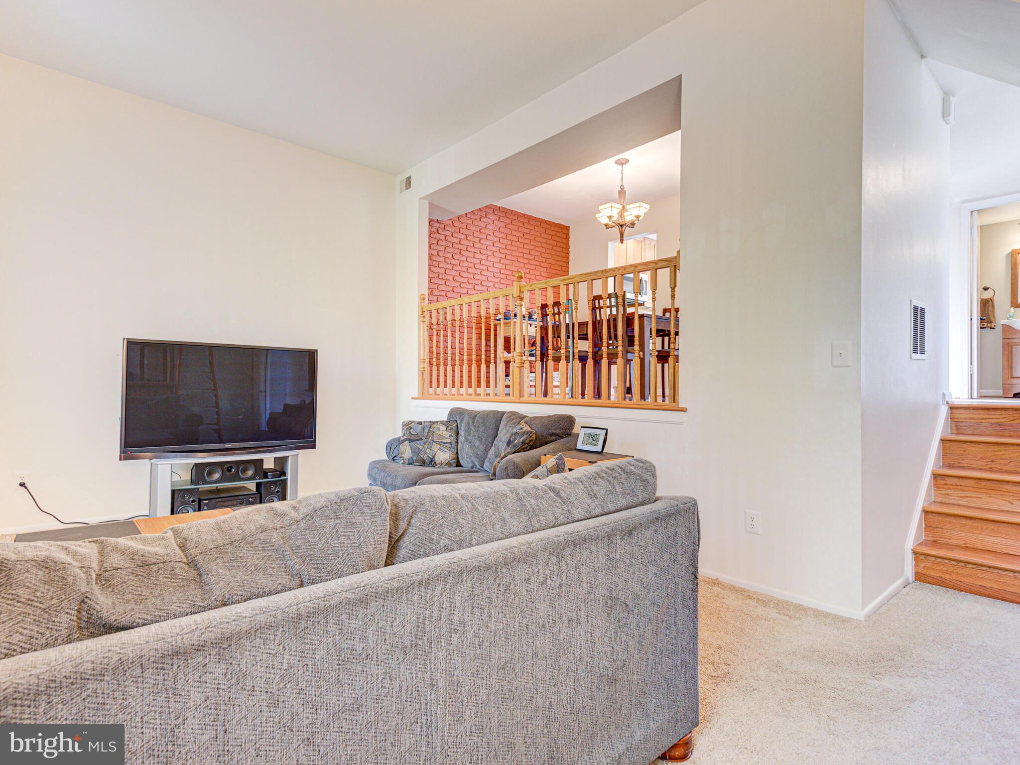 8370 Uxbridge Court Springfield, VA 22151 - Photo 15 of 53 Gallery Image 15