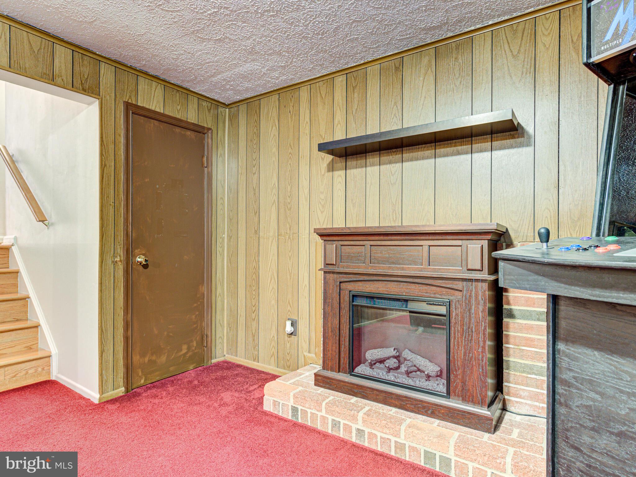 8370 Uxbridge Court Springfield, VA 22151 - Photo 24 of 53 Gallery Image 24