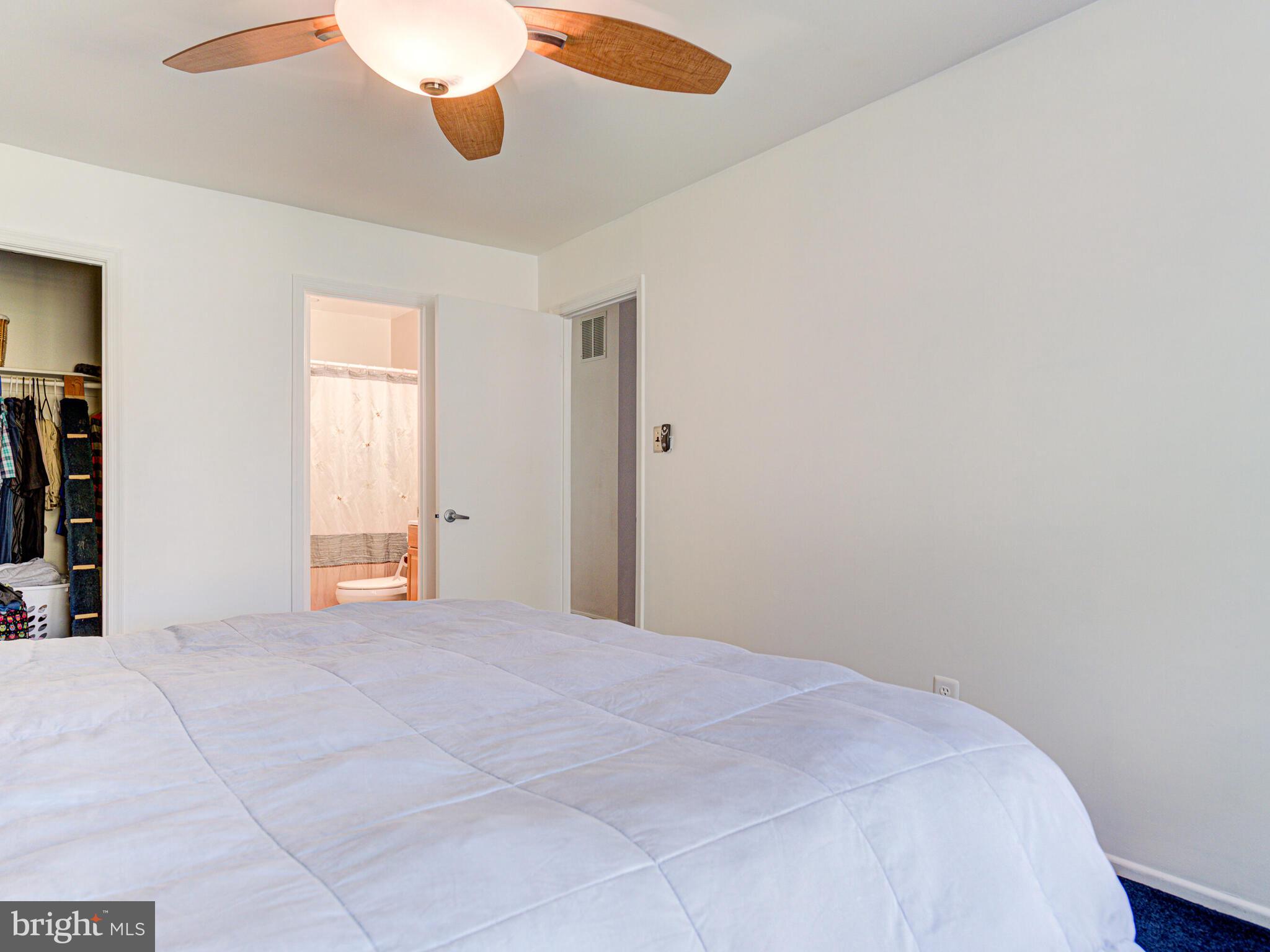 8370 Uxbridge Court Springfield, VA 22151 - Photo 28 of 53 Gallery Image 28