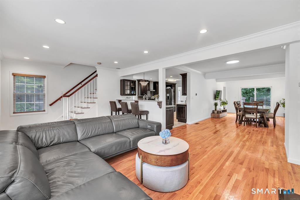171 Henderson Road Fairfield, CT 06824 - Photo 7 of 37