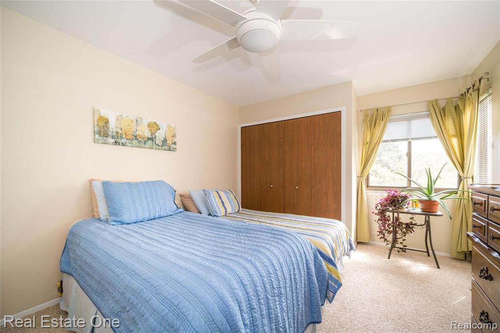 620 Byron Court Rochester Hills, MI 48307 - Photo 13 of 19