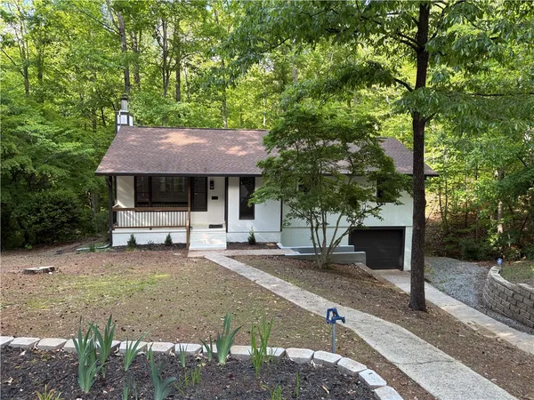 $314,900 | 102 Blossom Court, Westminster, SC 29693