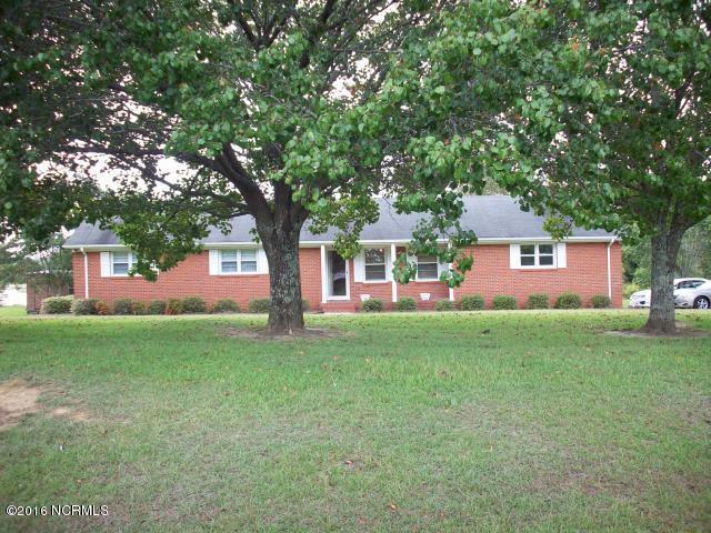 2534 Wire Grass Road Lumberton, NC 28358 - Photo 2 of 20 2 front