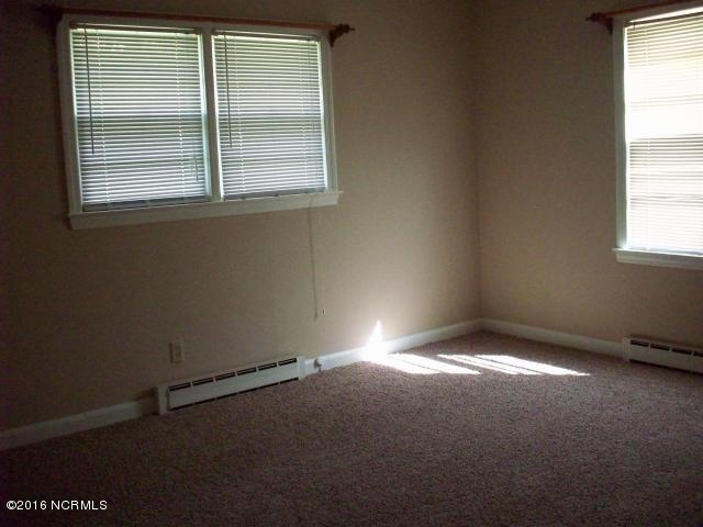 2534 Wire Grass Road Lumberton, NC 28358 - Photo 7 of 20 7 BR