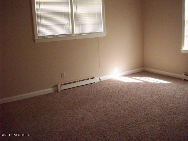 2534 Wire Grass Road Lumberton, NC 28358 - Photo 8 of 20 8 BR