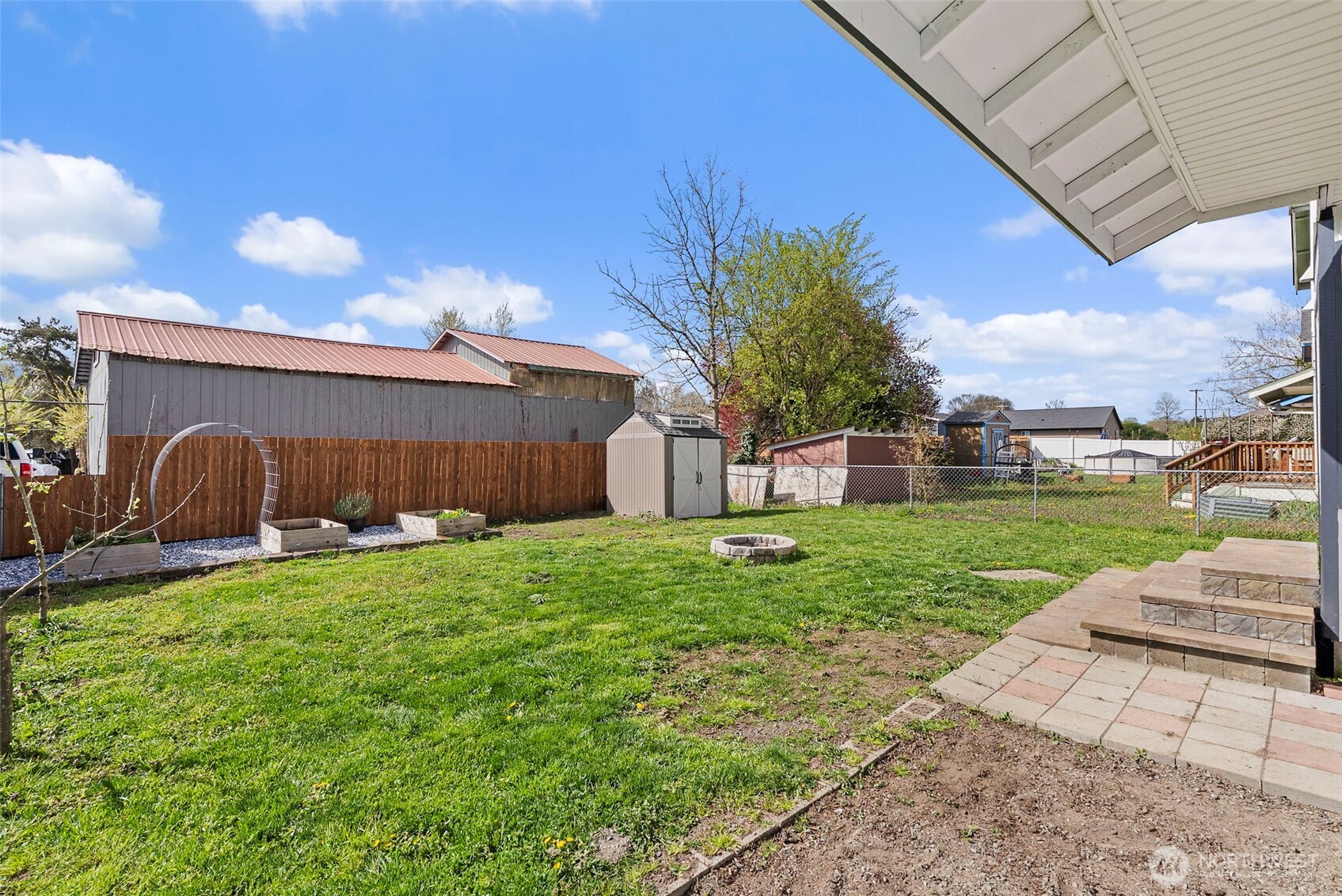 1231 Southwest Elzina Street Chehalis, WA 98532 - Photo 23 of 24 a view of a house with backyard and a tree
