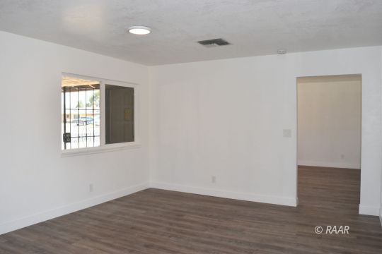 237 North Sunland Drive Ridgecrest, CA 93555 - Photo 5 of 25 Gallery Image 5