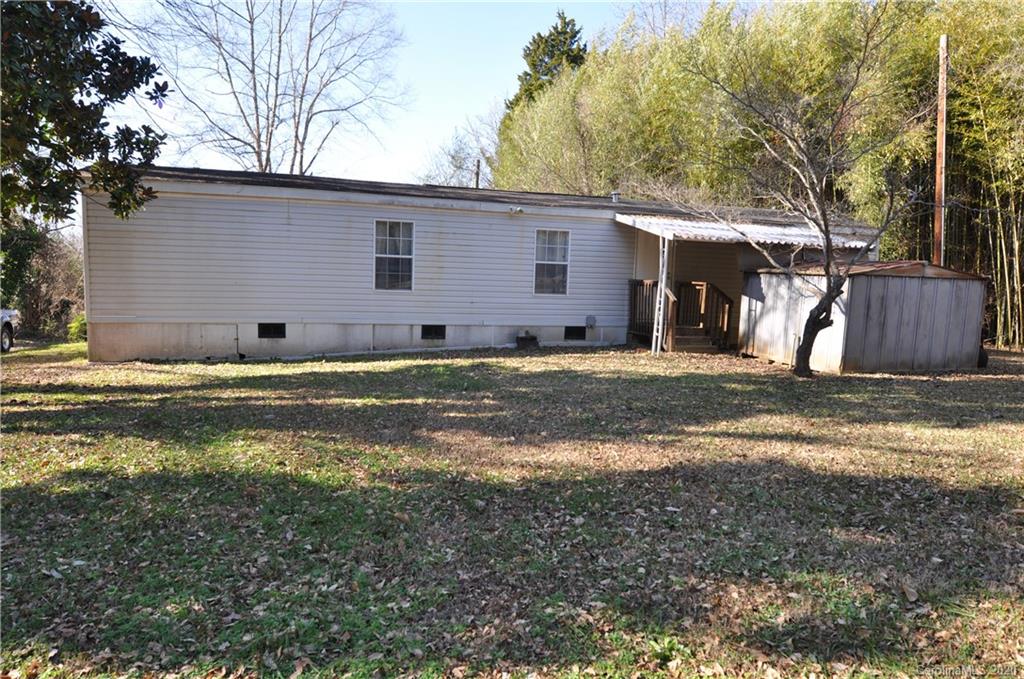 1585 Ashford Road, Unit 2B Chester, SC 29706 - Photo 15 of 15 a view of a back yard of the house