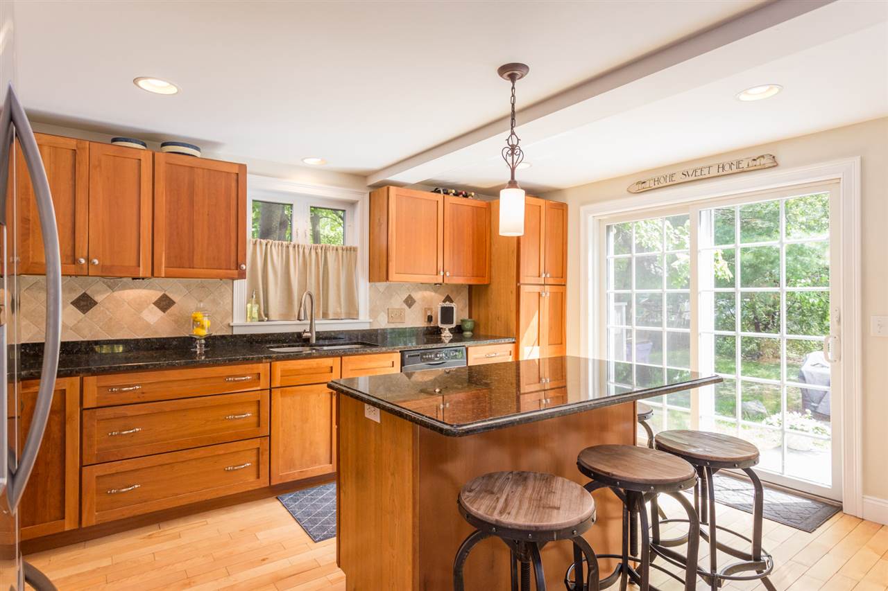 45 Washington Street, Unit 45B Exeter, NH 03833 - Photo 5 of 30 Gallery Image 5