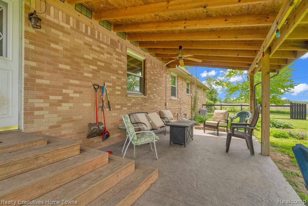 5011 State Road Fort Gratiot, MI 48059 - Photo 45 of 47