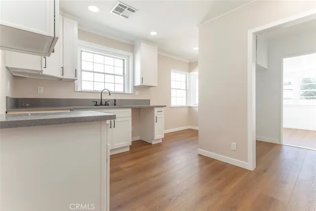 $4,200 | 741 East Doran Street, Glendale, CA 91206