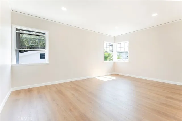 $4,200 | 741 East Doran Street, Glendale, CA 91206