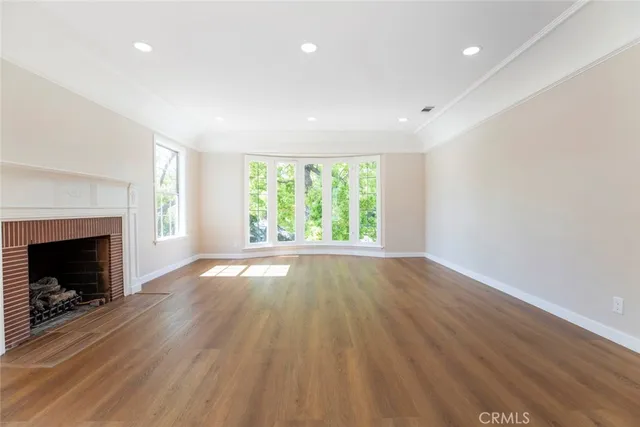 $4,200 | 741 East Doran Street, Glendale, CA 91206