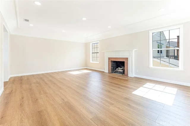 $4,200 | 741 East Doran Street, Glendale, CA 91206