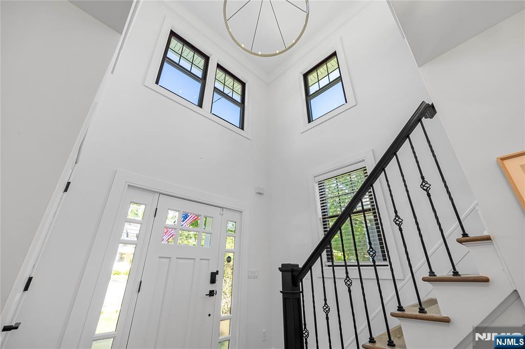 651 Grove Street Montclair, NJ 07043 - Photo 6 of 46
