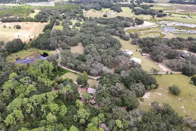 $895,000 | 41812 Catbrier Lane, Umatilla, FL 32784