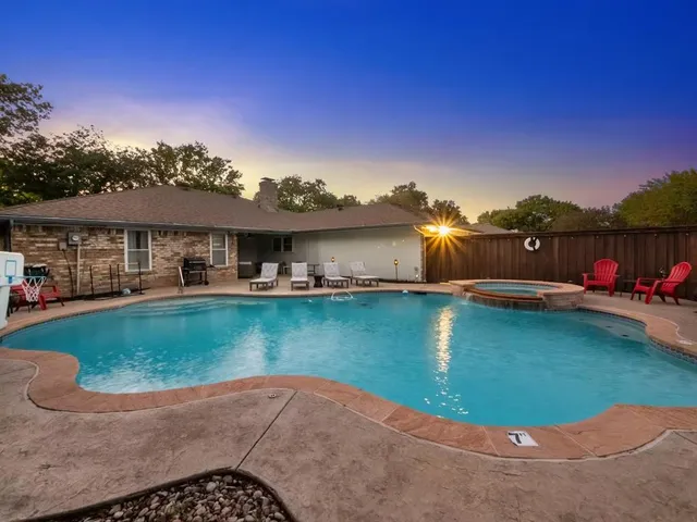 $450,000 | 806 Westminster Drive, Richardson, TX 75081