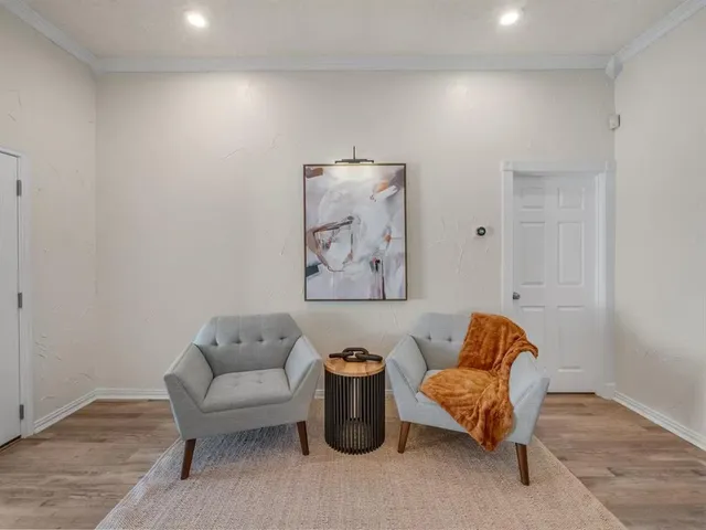 $450,000 | 806 Westminster Drive, Richardson, TX 75081