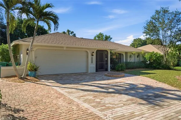 $689,000 | 2644 River Reach Drive, Naples, FL 34104