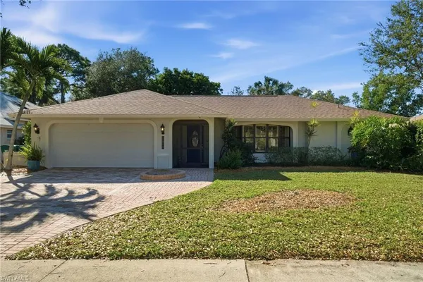 $689,000 | 2644 River Reach Drive, Naples, FL 34104