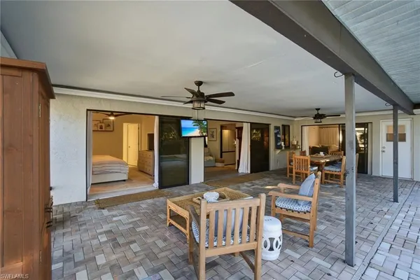 $689,000 | 2644 River Reach Drive, Naples, FL 34104