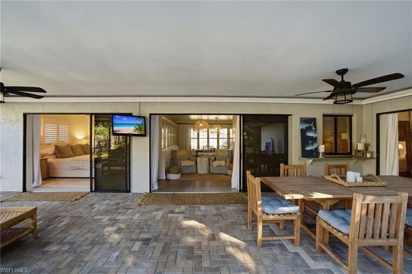 $689,000 | 2644 River Reach Drive, Naples, FL 34104