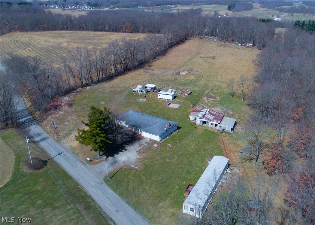 25714 Quaker Church Road East Rochester, OH 44625 - Photo 15 of 28 Gallery Image 15