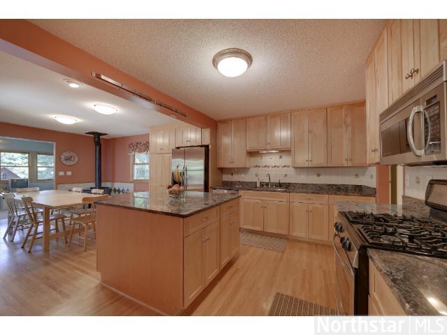 5045 Hooper Lake Road Deephaven, MN 55331 - Photo 5 of 18 Gallery Image 5