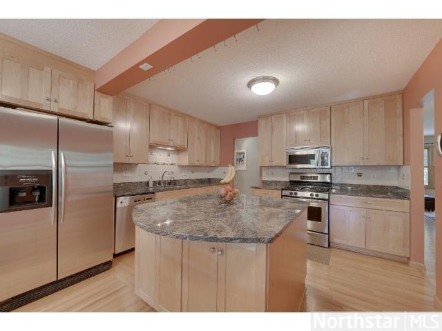 5045 Hooper Lake Road Deephaven, MN 55331 - Photo 6 of 18 Gallery Image 6