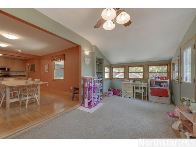 5045 Hooper Lake Road Deephaven, MN 55331 - Photo 7 of 18 Gallery Image 7