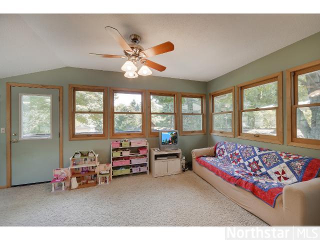 5045 Hooper Lake Road Deephaven, MN 55331 - Photo 8 of 18 Gallery Image 8
