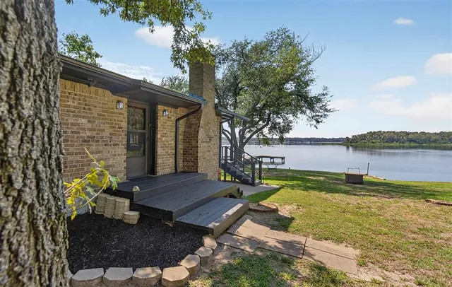 $344,000 | 22216 Lounette Drive, Frankston, TX 75763