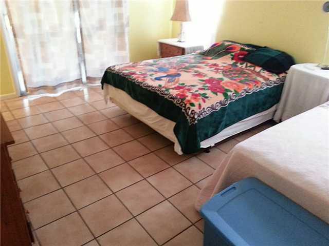 4403 Southeast Village Road Stuart, FL 34997 - Photo 5 of 12 Gallery Image 5